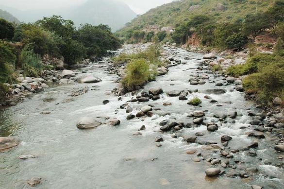 Río La Leche downstream of Puchaca, Lambayeque, Peru (2008)